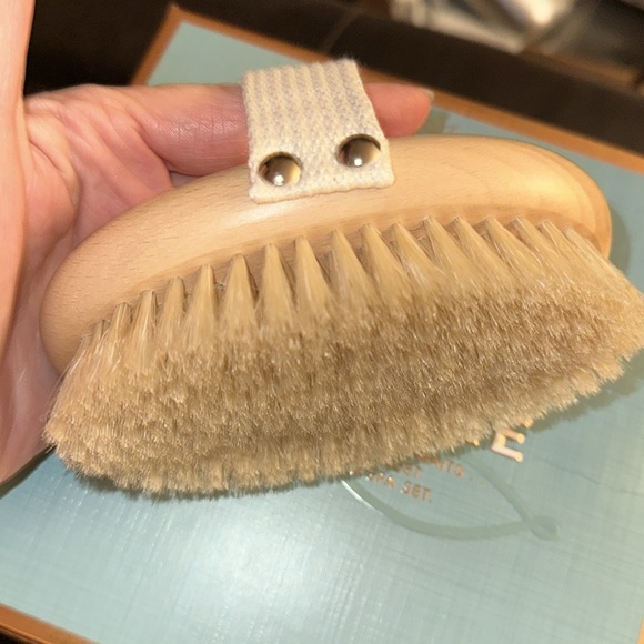 NIB 3 PIECE REFRESH & REVITALIZE BATH & BODY WORKS AROMA EUCALYPTUS AND LAVENDER - Picture 4 of 6